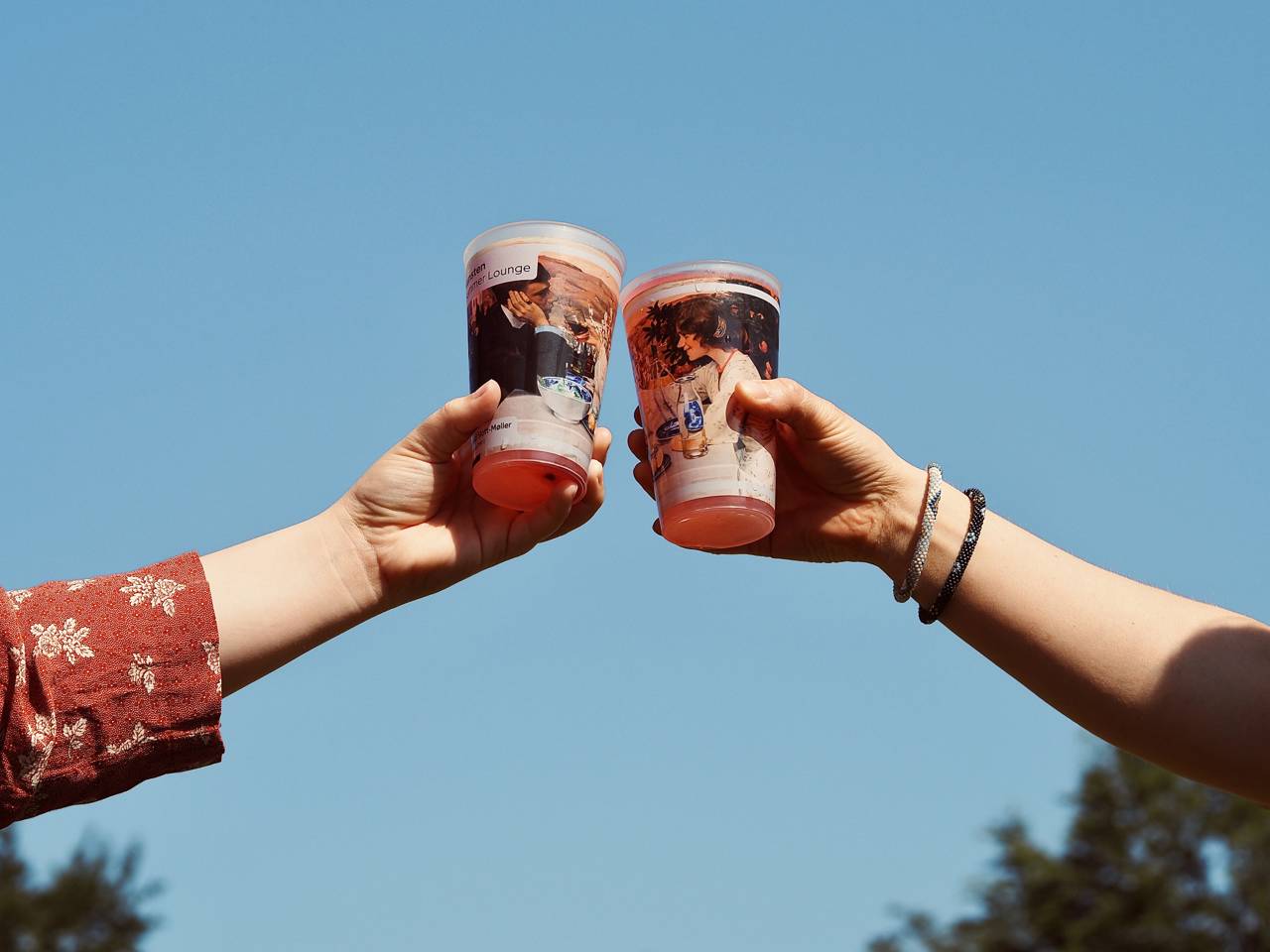 Genbrugskrus på Kunstens Summer Lounge