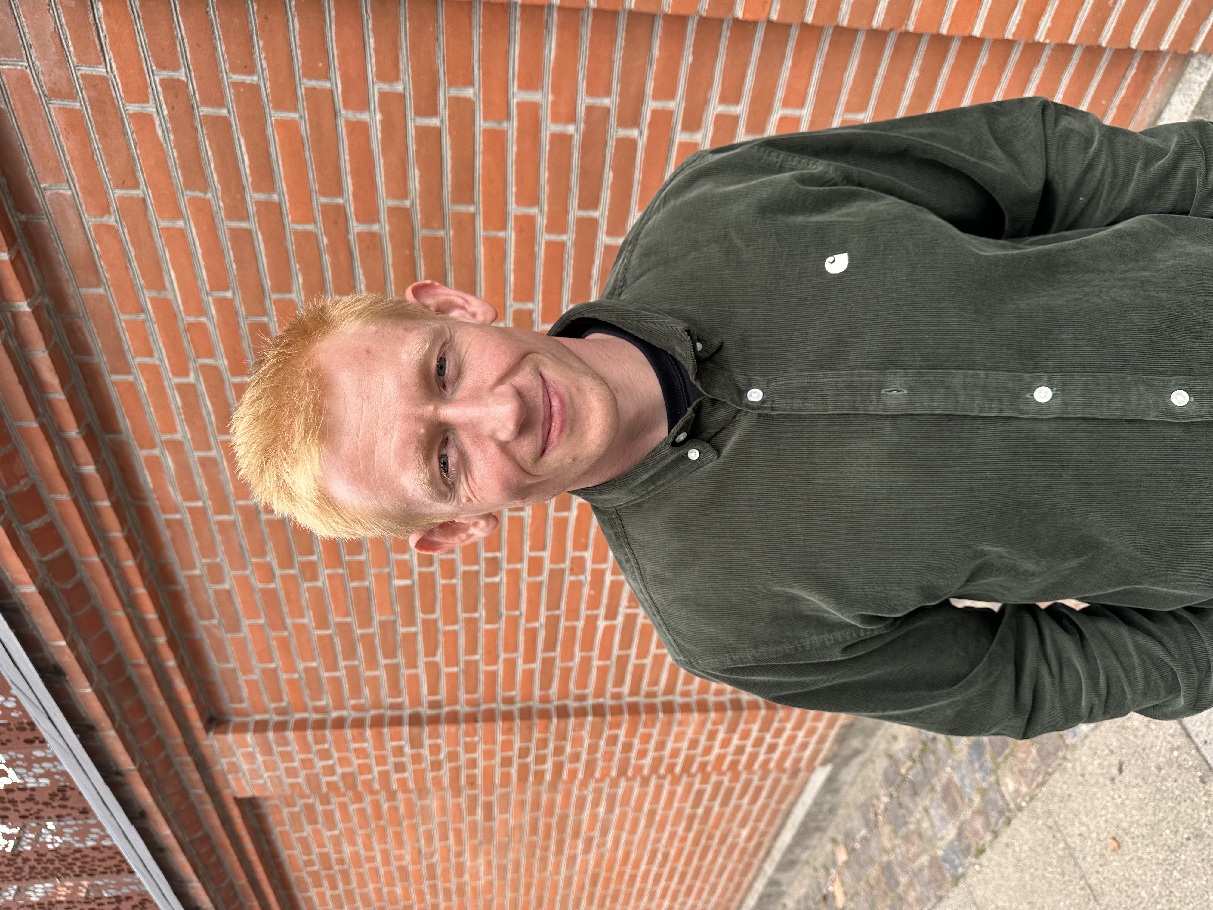 Mark Kirk Dahl, fritidskonsulent