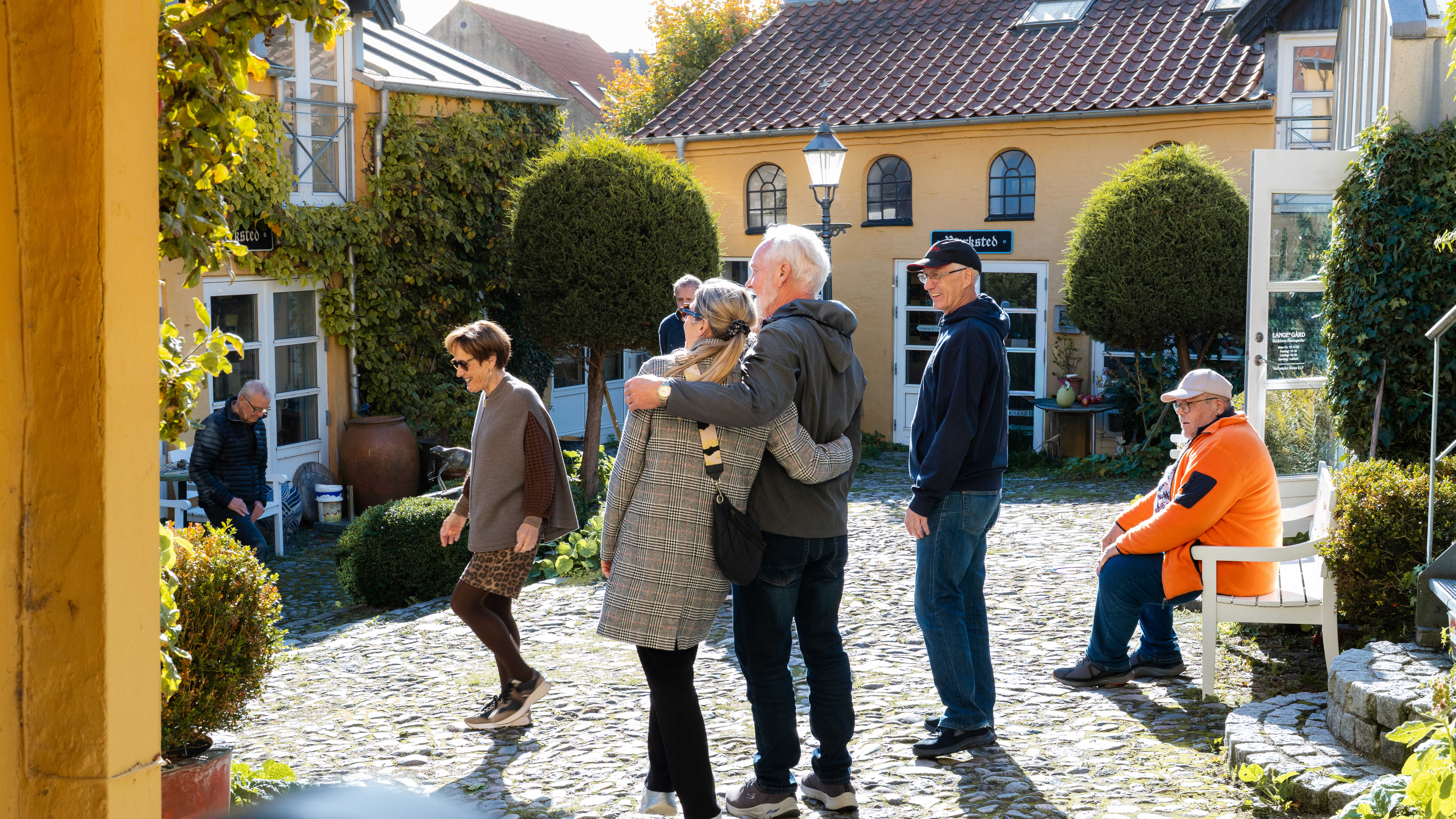 På besøg i Langes gård