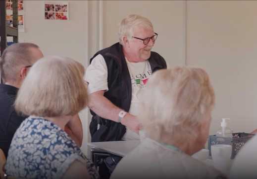 Gruppe af ældre mennesker