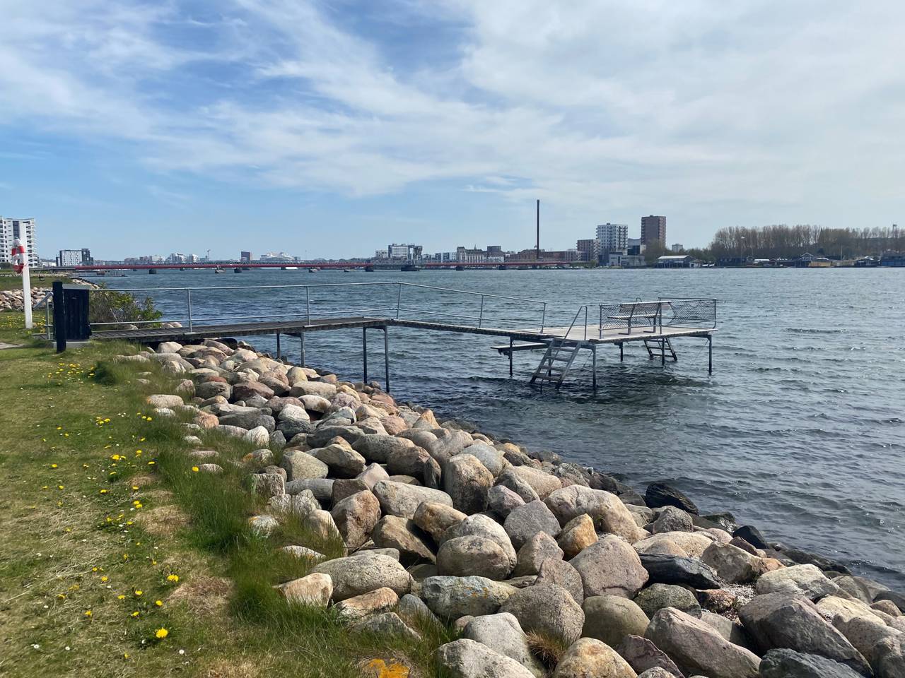 Fiske- og badebro Lindholm