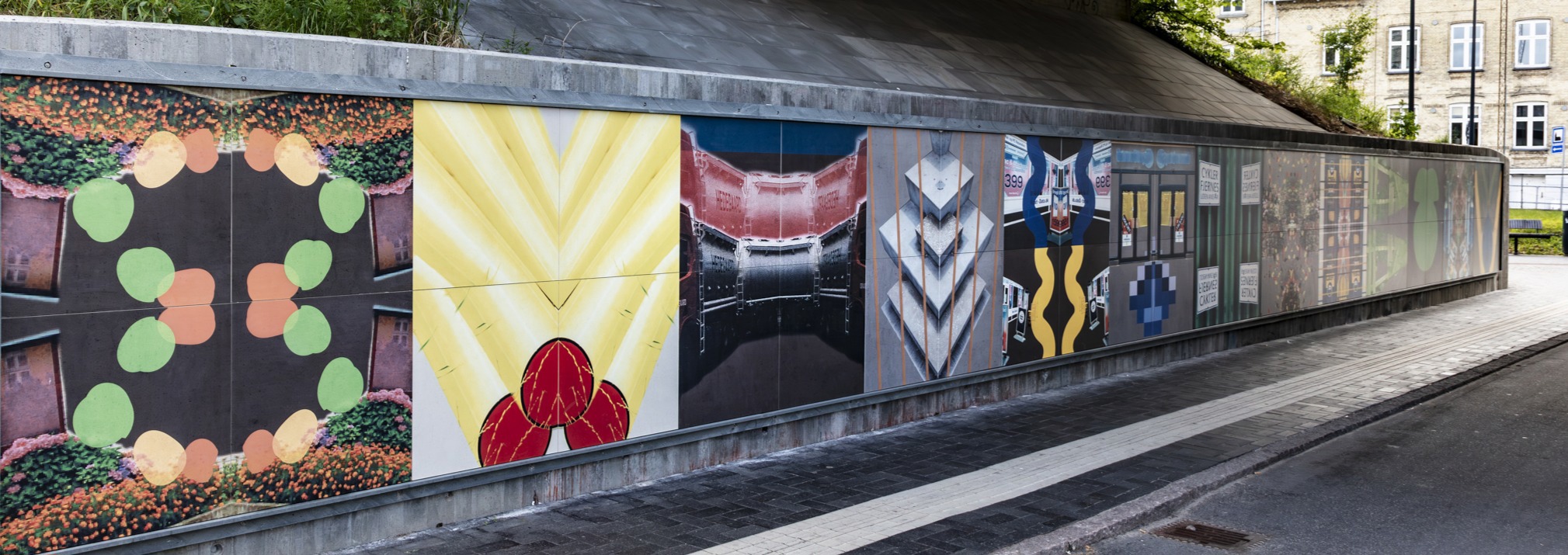 Plusbus maleri City Quilts under viadukten ved Vestbyens Station
